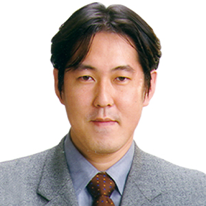 Dr. Satoshi Kuratomi D.D.S.