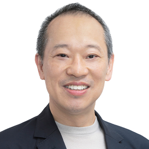 Dr. James Chow 