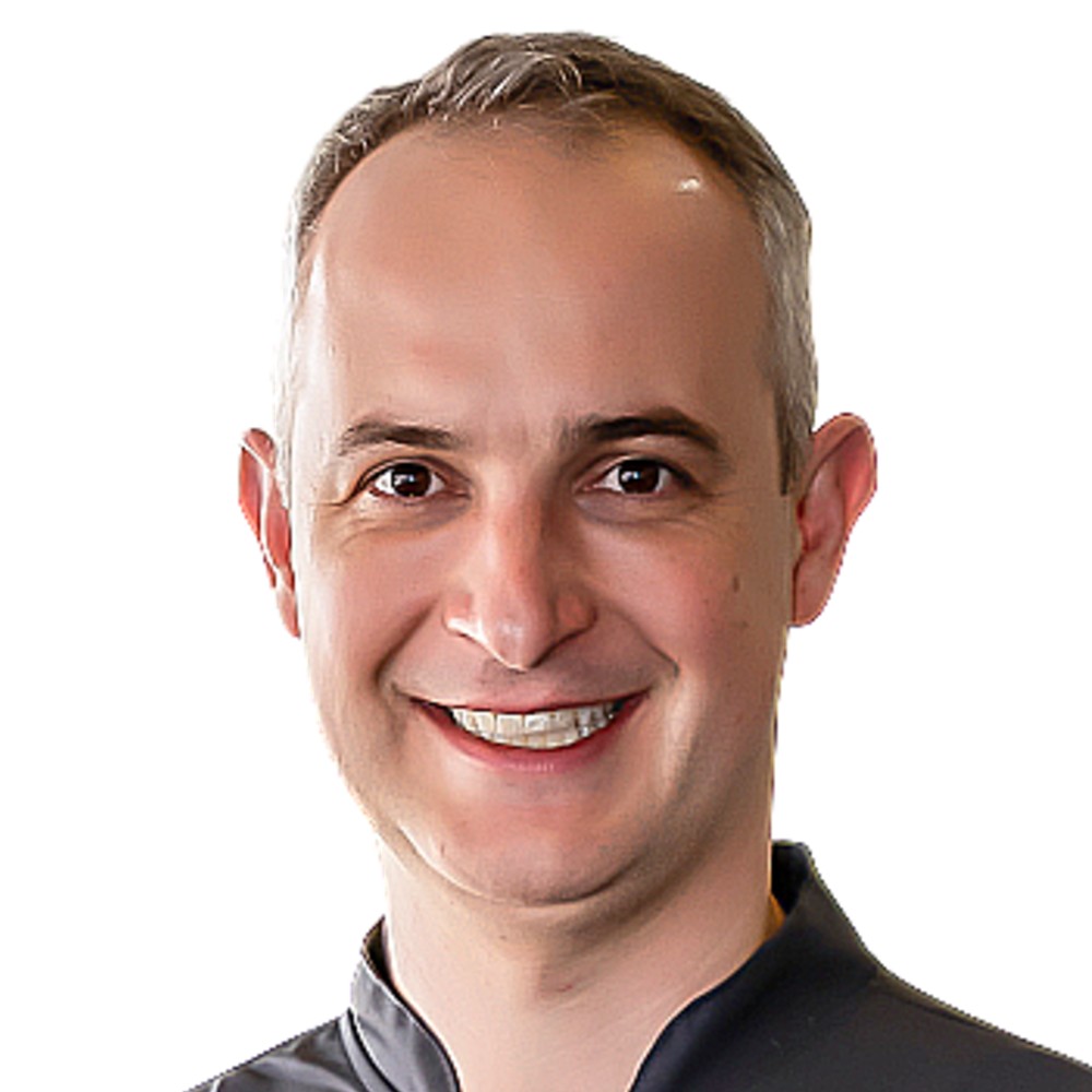 Dr. Daniel  Cavassin 